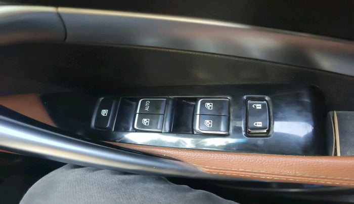 2022 MG HECTOR PLUS SHARP 2.0 DIESEL TURBO MT 6-STR, Diesel, Manual, 1,13,935 km, interior