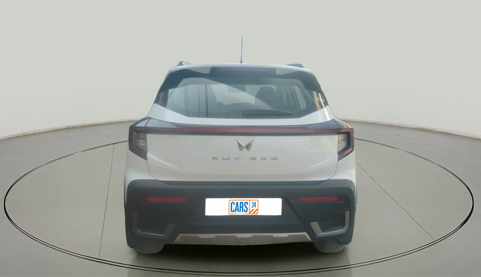 2024 Mahindra XUV 3XO AX5L 1.2 TGDi AT, Petrol, Automatic, 32,915 km, exterior