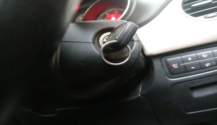 2014 Fiat Linea DYNAMIC T JET, Petrol, Manual, 88,190 km, interior