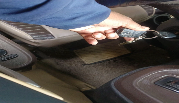 2012 Honda Brio V MT, Petrol, Manual, 83,127 km, interior