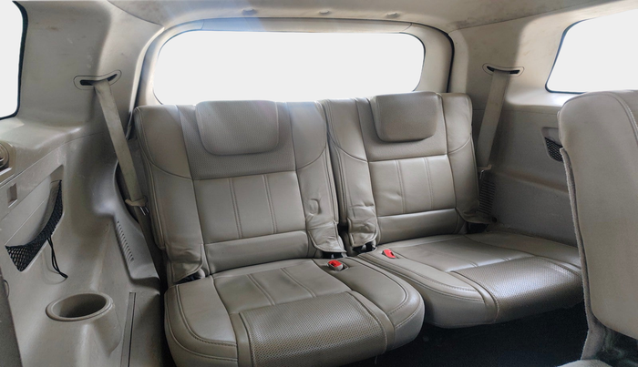 2016 Mahindra XUV500 W10 AWD, Diesel, Manual, 87,178 km, exterior