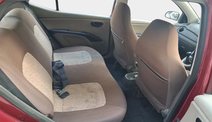 2015 Hyundai i10 MAGNA 1.1, Petrol, Manual, 1,40,280 km, interior