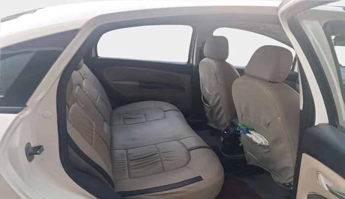 2012 Fiat Linea EMOTION 1.3, Diesel, Manual, 2,36,361 km, interior