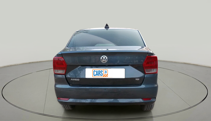 2016 Volkswagen Ameo HIGHLINE1.5L, Diesel, Manual, 1,12,322 km, exterior