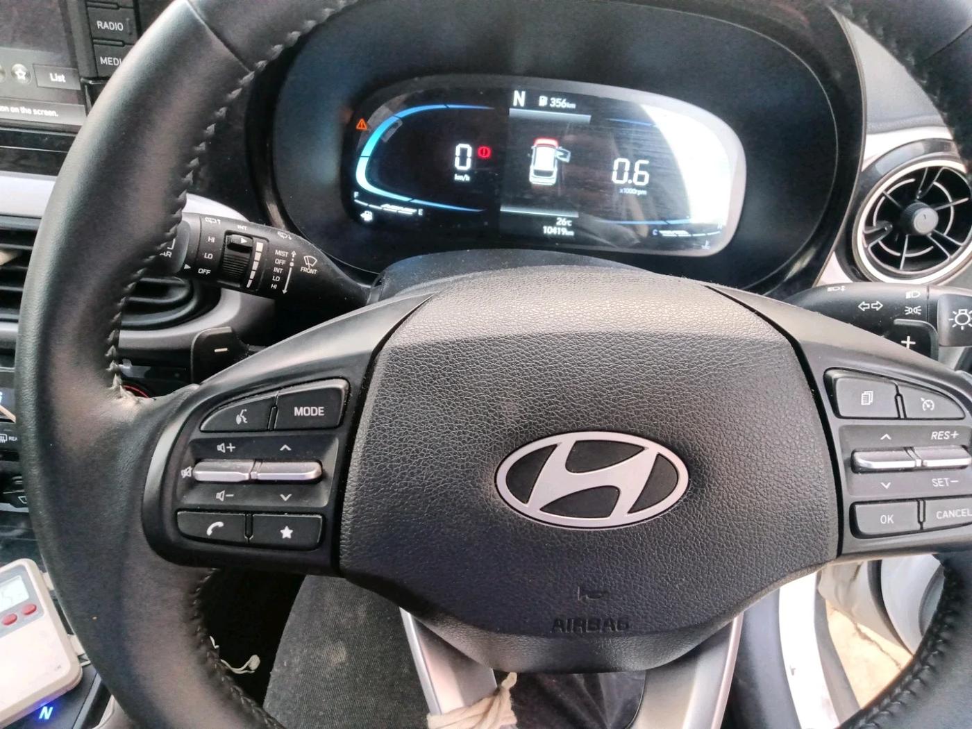 2024 Hyundai EXTER SX(O) CONNECT 1.2 AMT, Petrol, Automatic, 10,419 km, interior