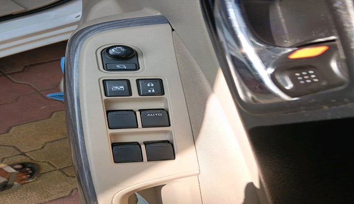 2022 Maruti Dzire ZXI, Petrol, Manual, 23,647 km, interior