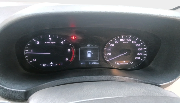 2016 Hyundai Creta SX (O) 1.6 DIESEL, Diesel, Manual, 2,11,979 km, interior