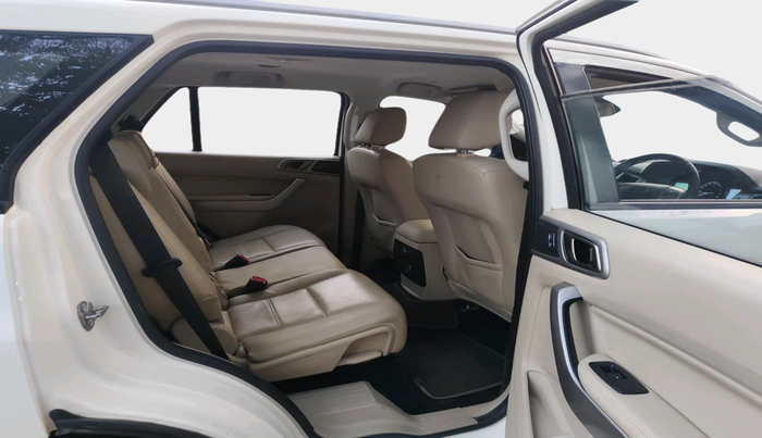 2020 Ford Endeavour TITANIUM 2.0 4X2 AT, Diesel, Automatic, 1,65,165 km, interior