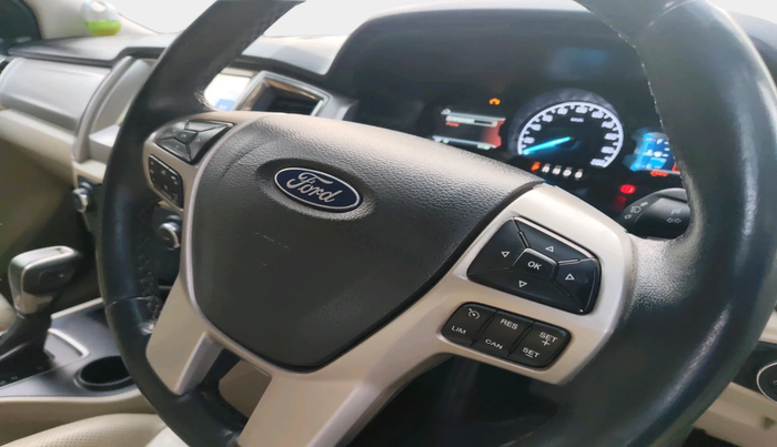 2020 Ford Endeavour TITANIUM 2.0 4X2 AT, Diesel, Automatic, 1,65,165 km, interior