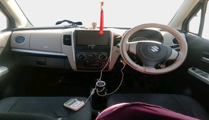 2015 Maruti Wagon R 1.0 VXI, Petrol, Manual, 77,299 km, interior