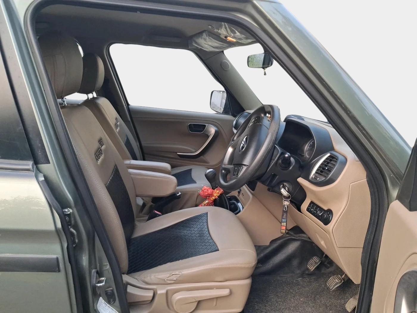 2021 Mahindra BOLERO NEO N 10, Diesel, Manual, 58,920 km, interior