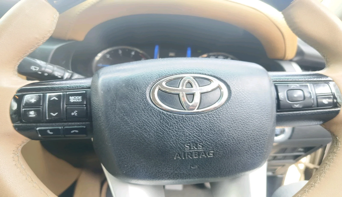 2018 Toyota Fortuner 2.8 4X2 MT, Diesel, Manual, 1,18,004 km, interior