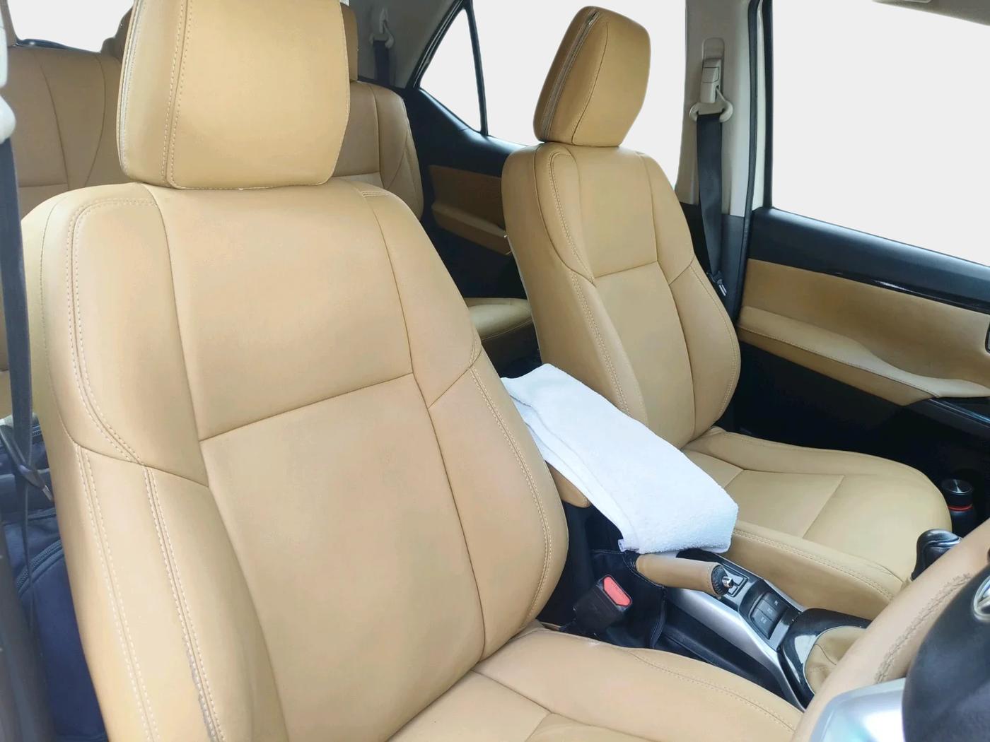 2018 Toyota Fortuner 2.8 4X2 MT, Diesel, Manual, 1,18,004 km, interior