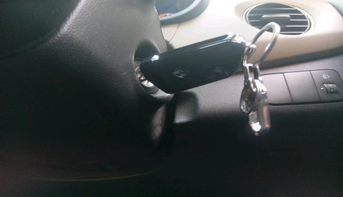 2017 Hyundai Grand i10 SPORTZ (O) 1.2 KAPPA VTVT, Petrol, Manual, 73,989 km, interior