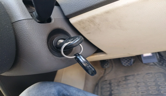 2011 Volkswagen Vento TRENDLINE DIESEL 1.6, Diesel, Manual, 1,13,024 km, interior