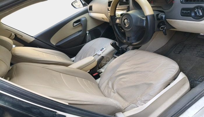 2011 Volkswagen Vento TRENDLINE DIESEL 1.6, Diesel, Manual, 1,13,024 km, interior