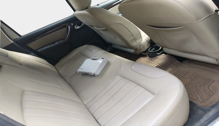 2014 Renault Duster 110 PS RXZ 4X4 MT DIESEL, Diesel, Manual, 1,59,383 km, interior