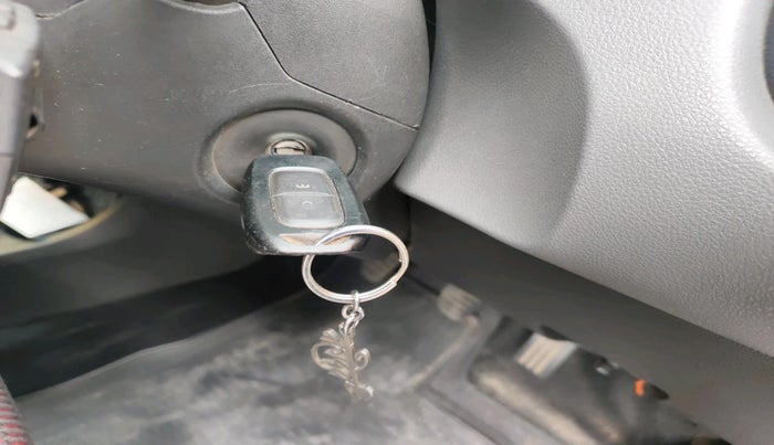 2017 Renault Duster 110 PS RXZ 4X4 MT DIESEL, Diesel, Manual, 1,24,990 km, interior