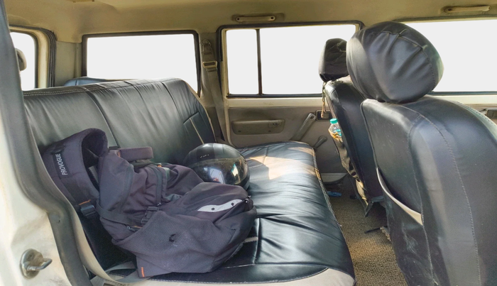 2012 Mahindra Bolero SLE BS-III, Diesel, Manual, 61,450 km, interior