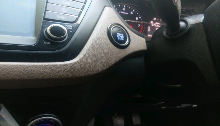 2016 Hyundai Elite i20 ASTA 1.2 (O), Petrol, Manual, 46,299 km, interior