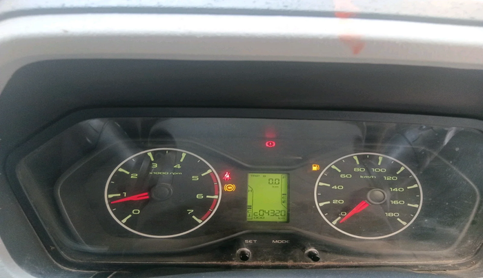 2017 Mahindra Scorpio S6 PLUS, Diesel, Manual, 1,00,000 km, interior