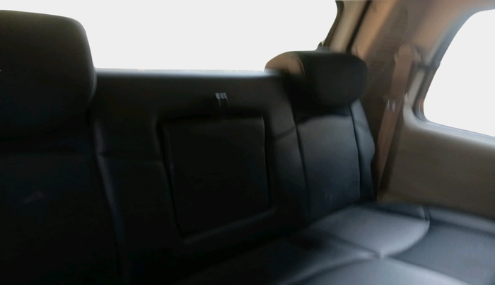 2017 Mahindra Scorpio S6 PLUS, Diesel, Manual, 1,00,000 km, interior