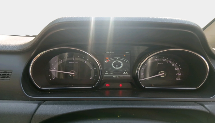 2018 Tata Hexa XM 4X2 7 STR, Diesel, Manual, 50,200 km, interior