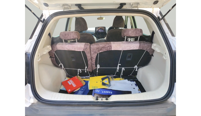 2024 Mahindra XUV 3XO MX1 1.2 L TCMPFi, Petrol, Manual, 28,614 km, exterior