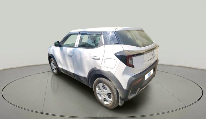 2024 Mahindra XUV 3XO MX1 1.2 L TCMPFi, Petrol, Manual, 28,614 km, exterior
