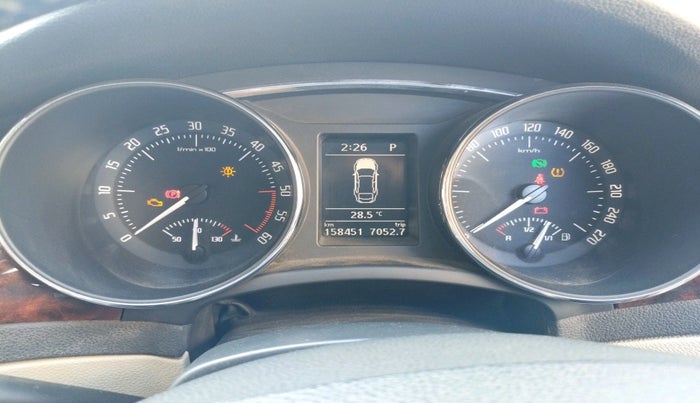 2013 Skoda Superb ELEGANCE 2.0 TDI CR AT, Diesel, Automatic, 1,58,451 km, interior