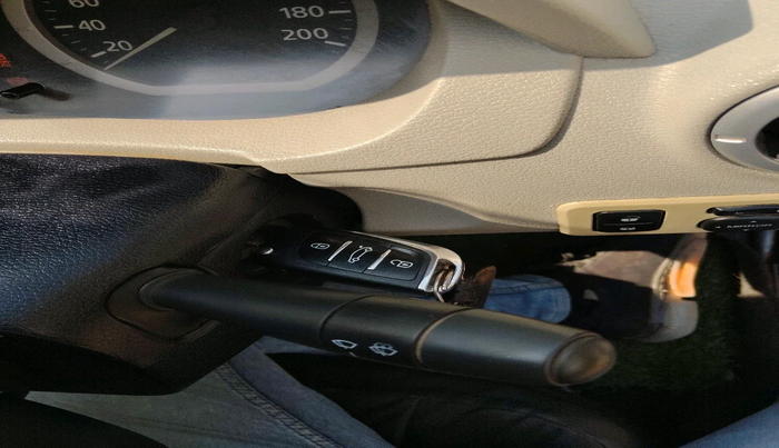 2012 Mahindra Verito 1.5 D2, Diesel, Manual, 1,48,618 km, interior