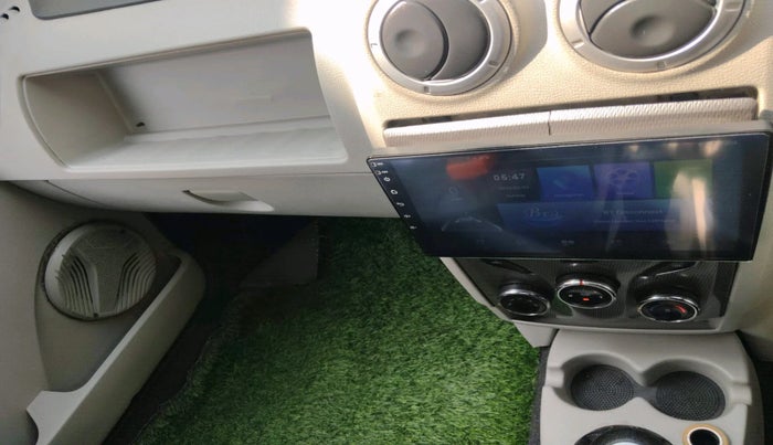 2012 Mahindra Verito 1.5 D2, Diesel, Manual, 1,48,618 km, interior