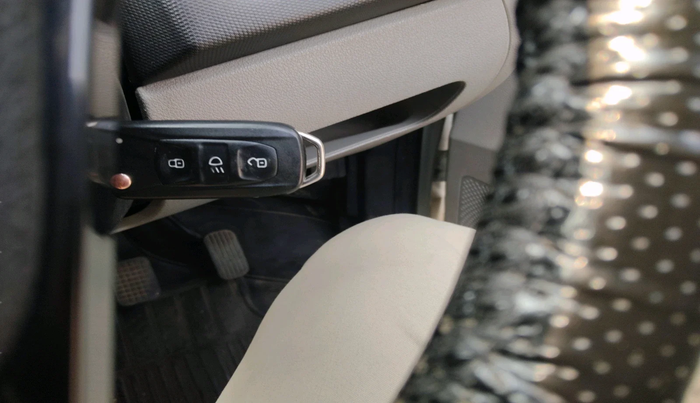 2018 Tata Tiago XZ DIESEL, Diesel, Manual, 1,28,431 km, interior