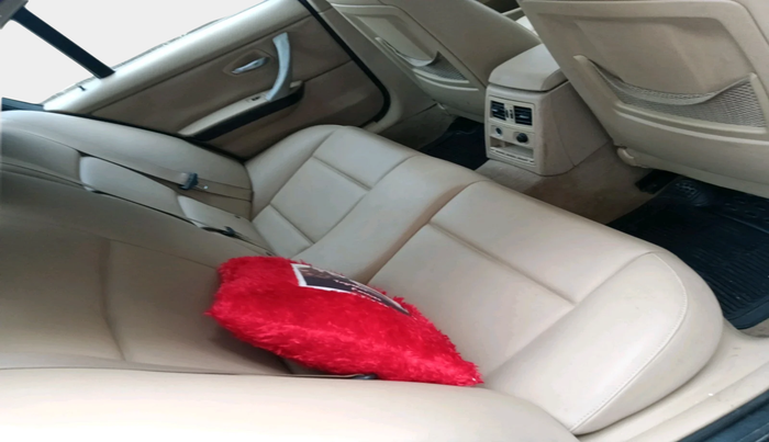 2010 BMW 3 Series 320d, Diesel, Automatic, 42,536 km, interior