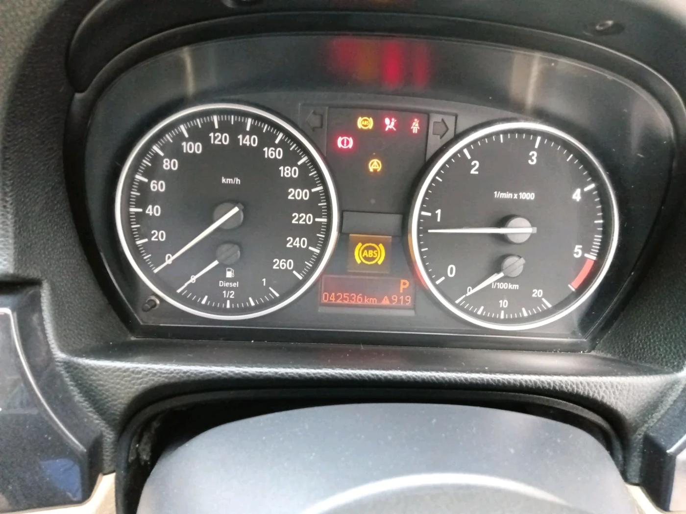 2010 BMW 3 Series 320d, Diesel, Automatic, 42,536 km, interior