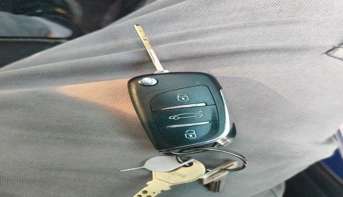 2011 Maruti Swift VDI, Diesel, Manual, 1,31,333 km, interior