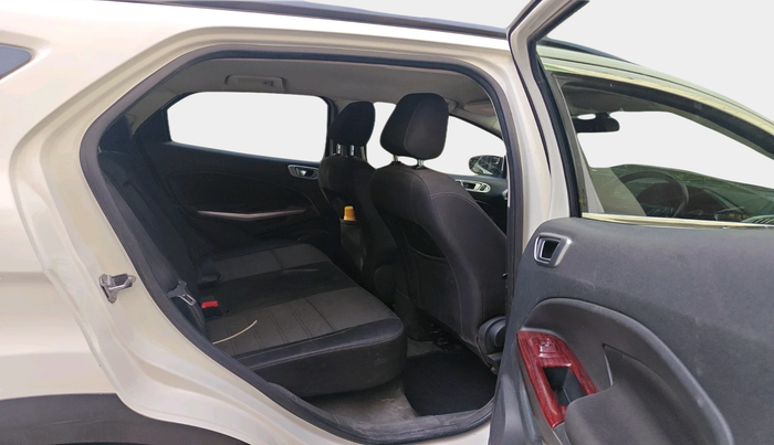 2018 Ford Ecosport TITANIUM 1.5L DIESEL, Diesel, Manual, 1,52,808 km, interior