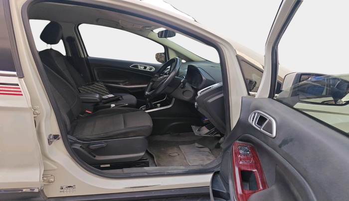 2018 Ford Ecosport TITANIUM 1.5L DIESEL, Diesel, Manual, 1,52,808 km, interior