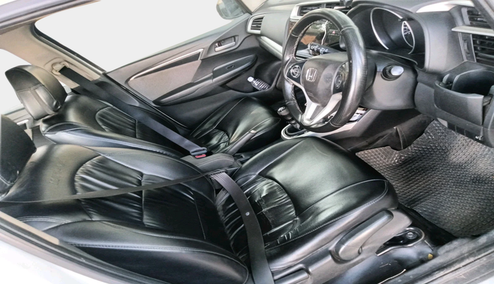 2017 Honda WR-V 1.5L I-DTEC VX MT, Diesel, Manual, 92,456 km, interior