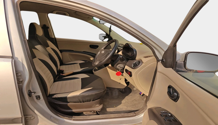 2010 Hyundai i10 MAGNA 1.2, Petrol, Manual, 85,305 km, interior