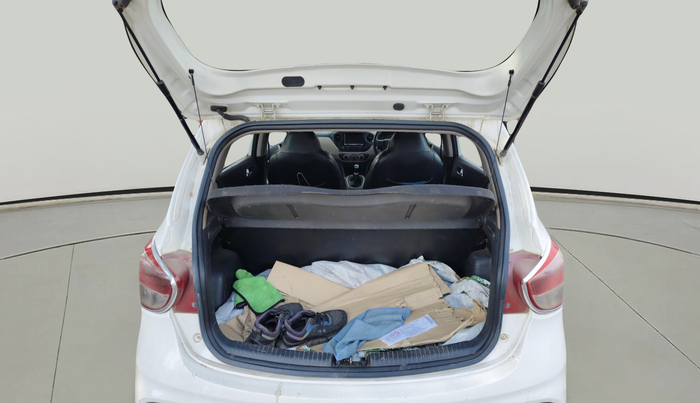 2017 Hyundai Grand i10 SPORTZ (O) 1.2 KAPPA VTVT, Petrol, Manual, 1,47,142 km, exterior