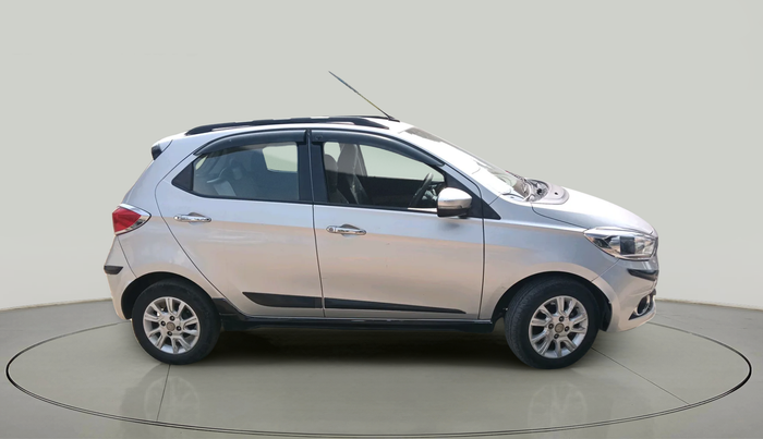 2017 Tata Tiago XZ PETROL, Petrol, Manual, 1,33,355 km, exterior