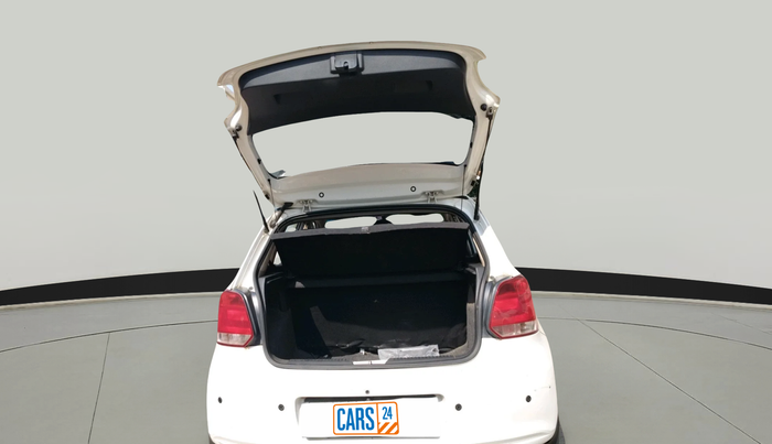 2013 Volkswagen Polo COMFORTLINE 1.2L PETROL, Petrol, Manual, 1,11,677 km, exterior