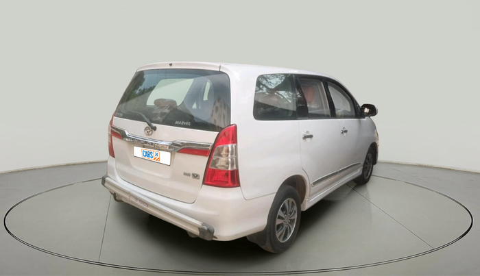 2016 Toyota Innova 2.5 VX 8 STR, Diesel, Manual, 1,45,472 km, exterior