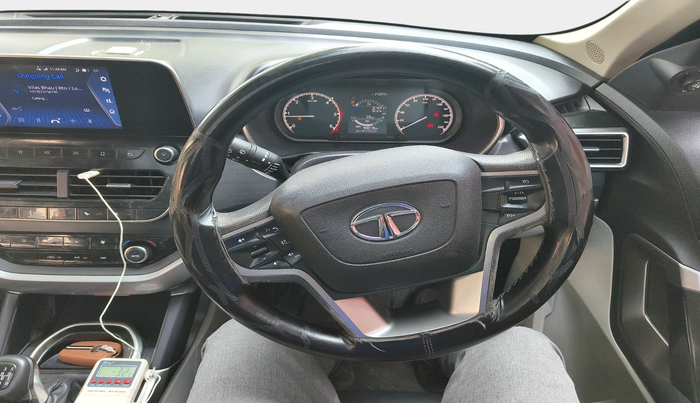 2021 Tata Safari XT PLUS, Diesel, Manual, 93,019 km, interior
