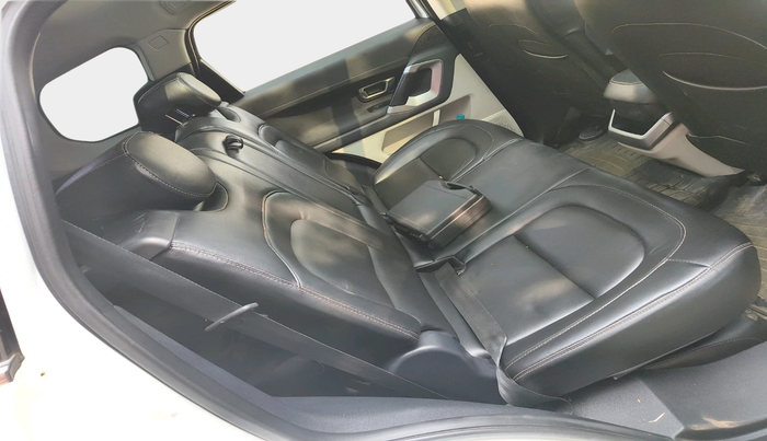 2021 Tata Safari XT PLUS, Diesel, Manual, 93,019 km, interior