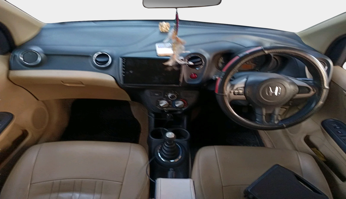 2015 Honda Amaze 1.5L I-DTEC S, Diesel, Manual, 1,30,387 km, interior