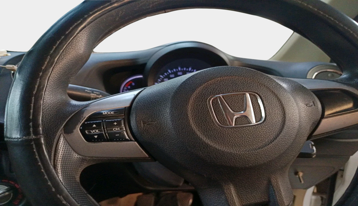 2015 Honda Amaze 1.5L I-DTEC S, Diesel, Manual, 1,30,387 km, interior
