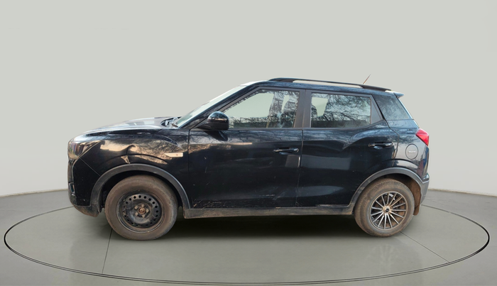 2022 Mahindra XUV300 W6 1.5 Diesel, Diesel, Manual, 1,77,839 km, exterior