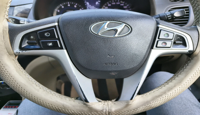 2011 Hyundai Verna FLUIDIC 1.6 VTVT EX, Petrol, Manual, 1,38,073 km, interior